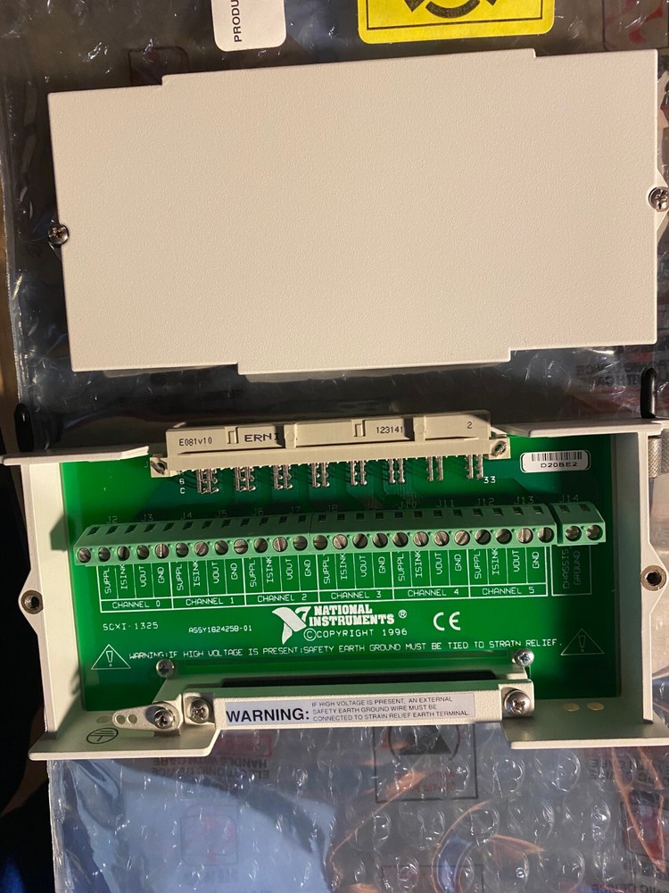 National Instruments SCXI-1325 Terminal Block