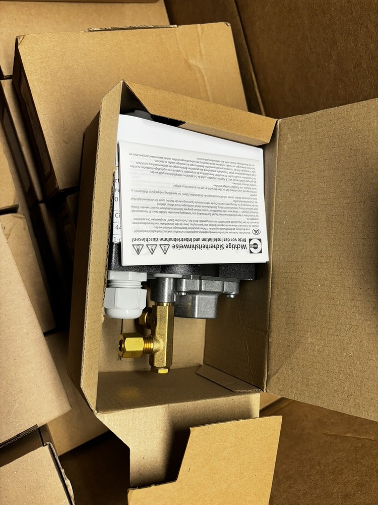 Condor Pressure Switch MDR3 10RM