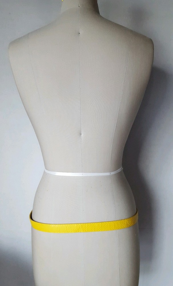 WOMEN'S YELLOW EMBOSSED BELT