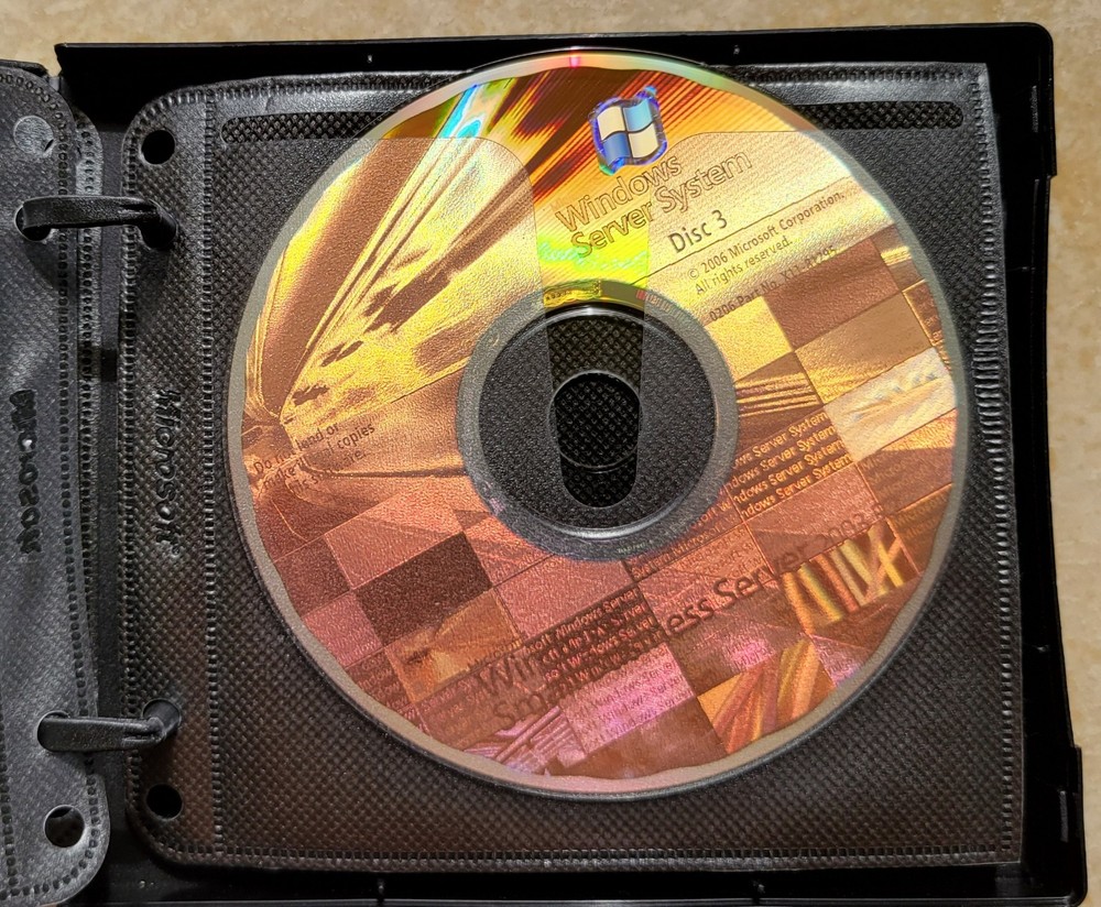 Microsoft Windows Small Business Server 2003 R2, Standard Edition 5-User