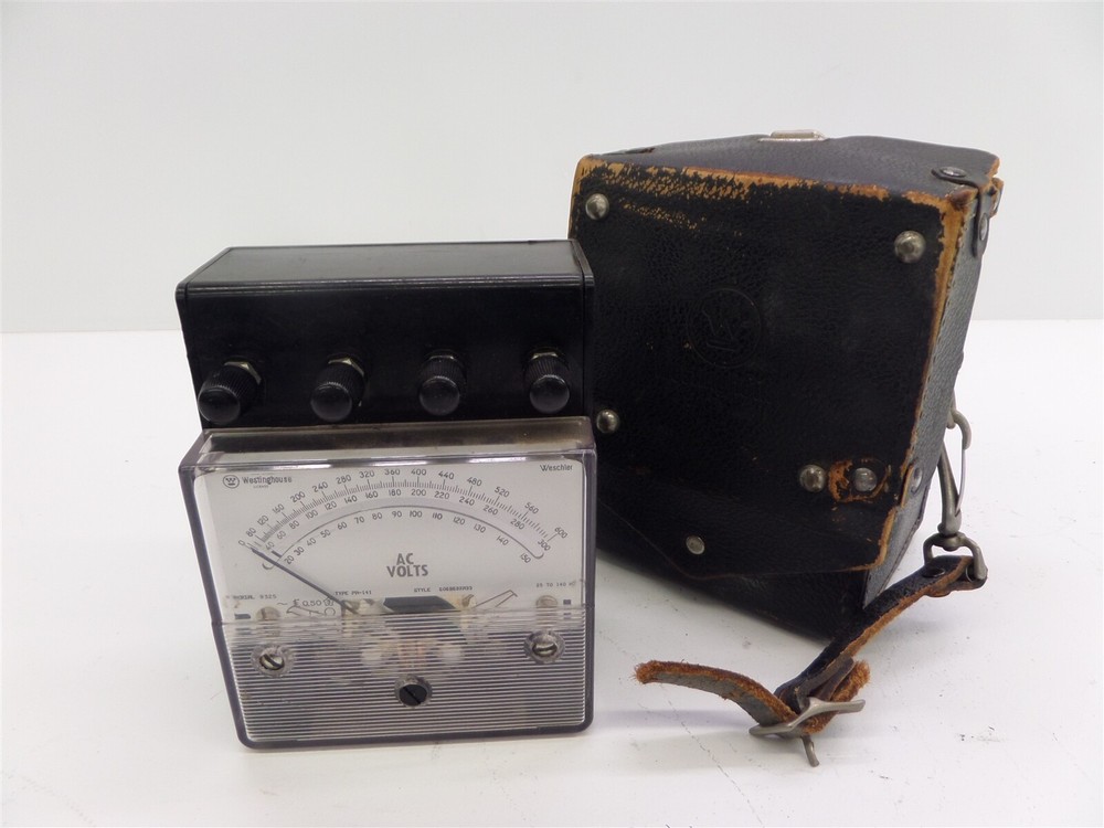 Westinghouse Weschler Type PR-141 AC Voltmeter with Case