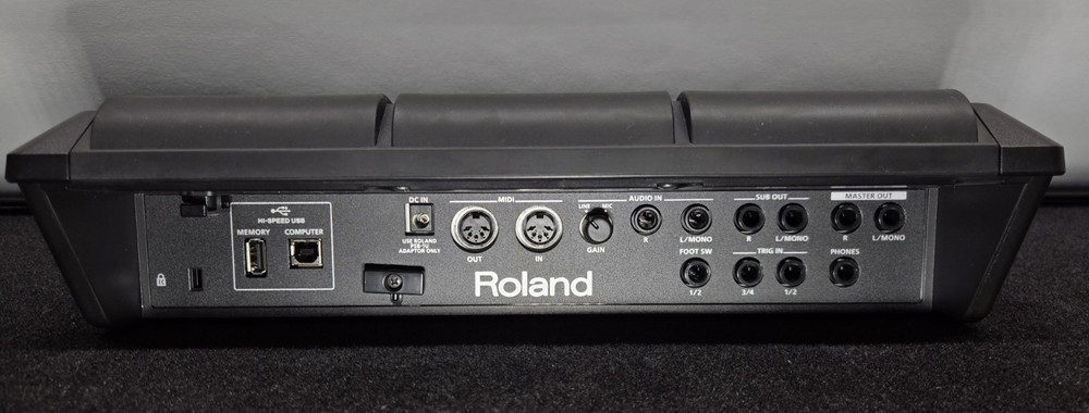 Roland Percussion Sampling Pad with 4GB Internal Memory, Black (SPD-SX)