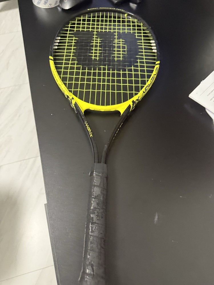 Matrix Smooth Responsive Power Tennis racket