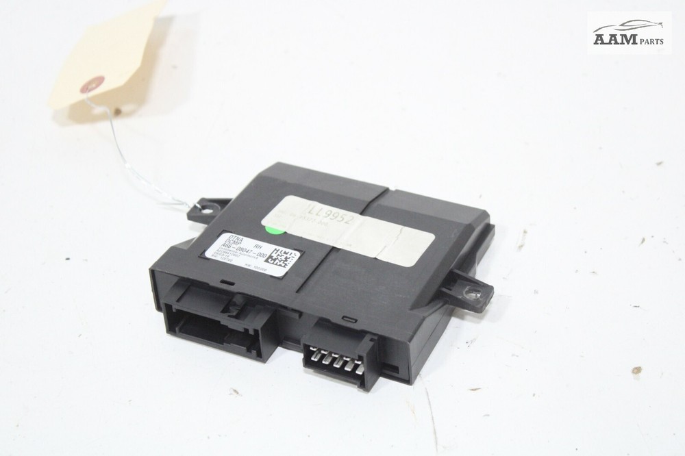 2018-2023 FREIGHTLINER CASCADIA FRONT RIGHT DOOR COMPUTER CONTROL MODULE OEM