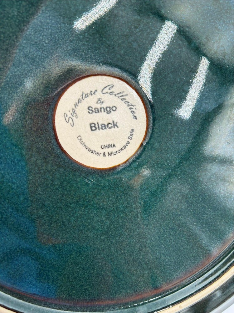 3) SANGO BLACK DINNER PLATES *SOME UTENSIL MARKS*