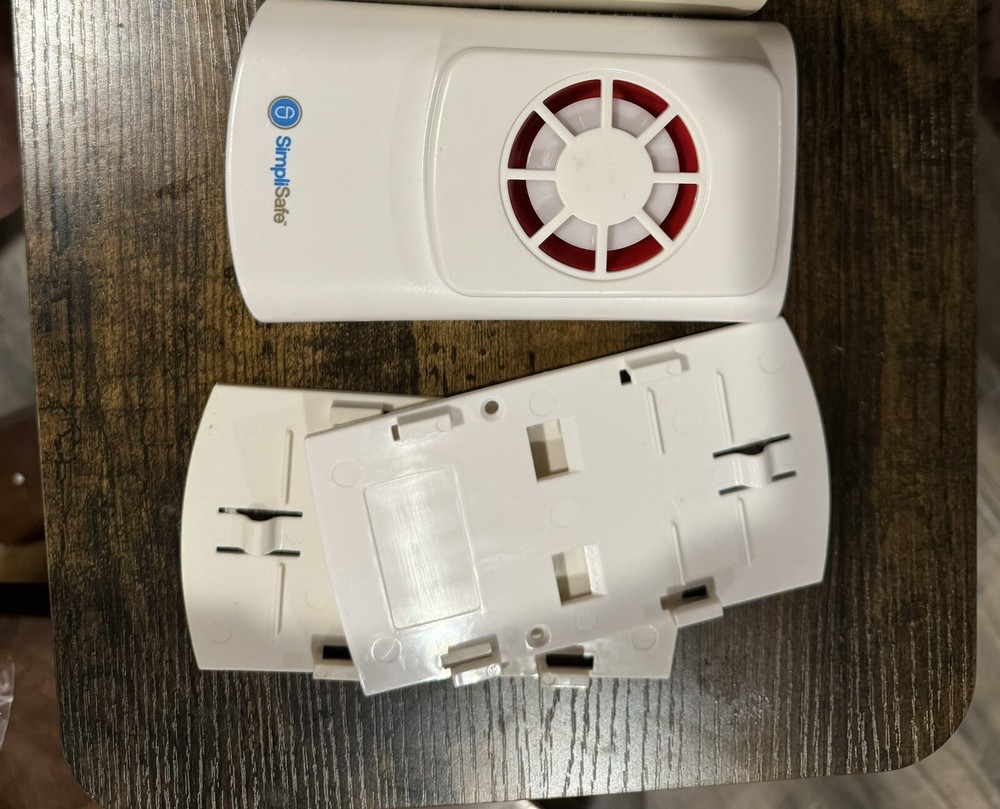 SimpliSafe Wireless 1st Generation COMPLETE Home Security Alarm System Bundle