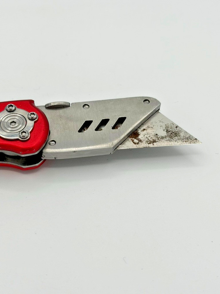 Uline Folding Utility Knife Box Cutter Replaceable Blade Red Pocket Tool