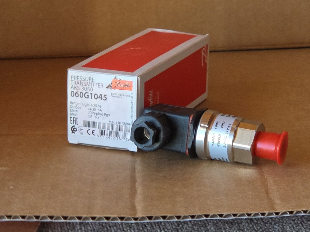 Danfoss AKS3050 Pressure Transmitter 060G1045 -1-25 Bar