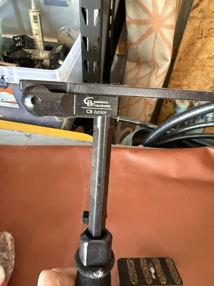 Custom Brackets CB Junior Rotating Camera Flash Handle