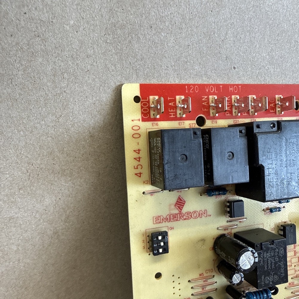 Emerson 4544-001 Control Circuit Board B3