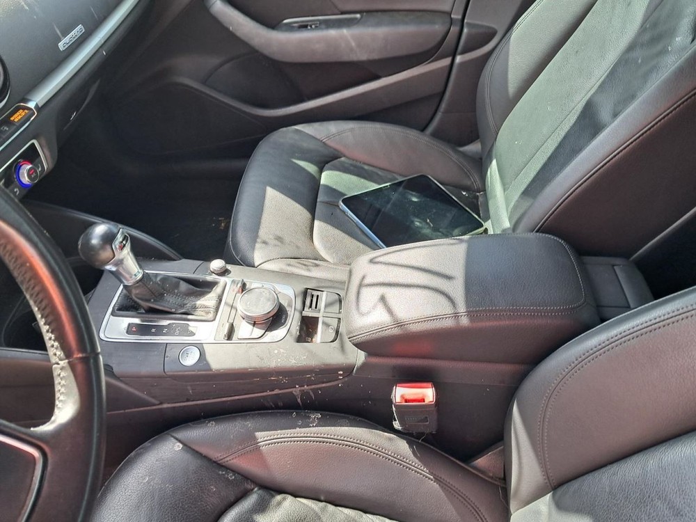 Console Front Floor Fits 15-20 AUDI A3 4817500