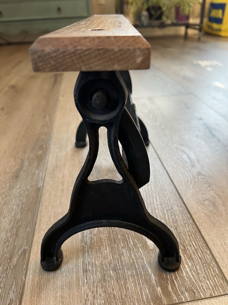 Wrought Iron Paper Towel Holder