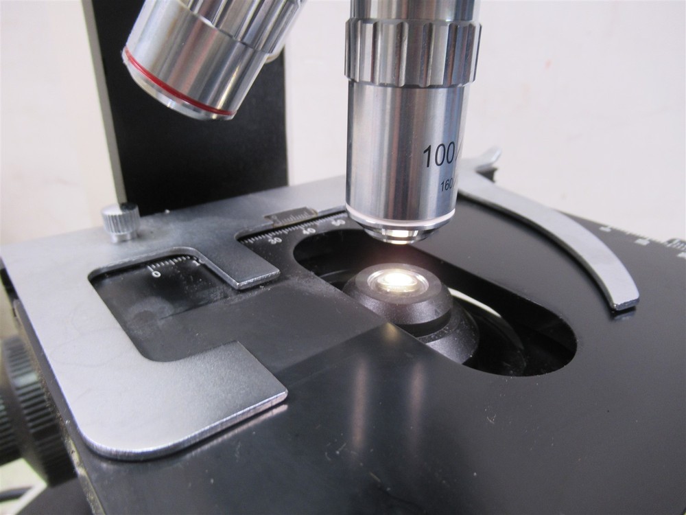 Fisher Scientific Micromaster Binocular Microscope 12-561-4B 4 Objective Lenses