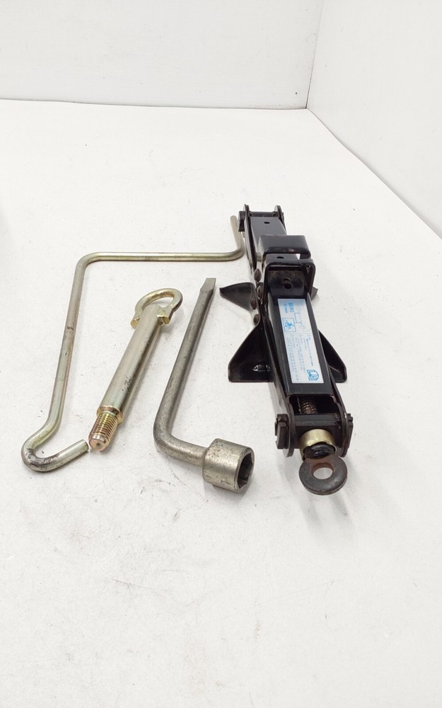 2004 Mazda 3 Tire changing kit Jack and Tools OEM