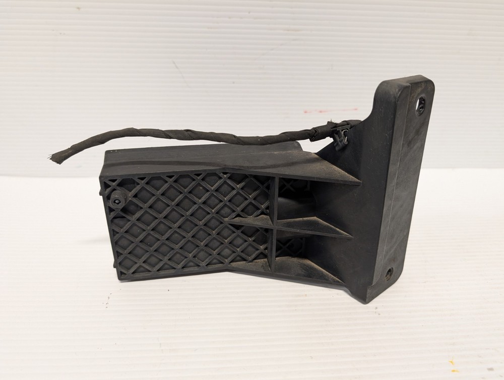 2016-2019 Volkswagen DRIVER LEFT Blind Spot Radar Sensor