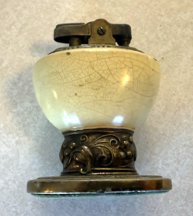 Antique Ceramic Ronson Leona Table Lighter As IS