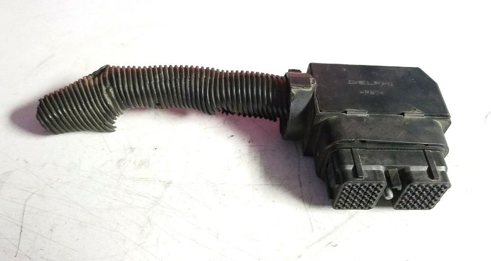 CUMMINS ECM CONNECTOR PA6T/66-GF33