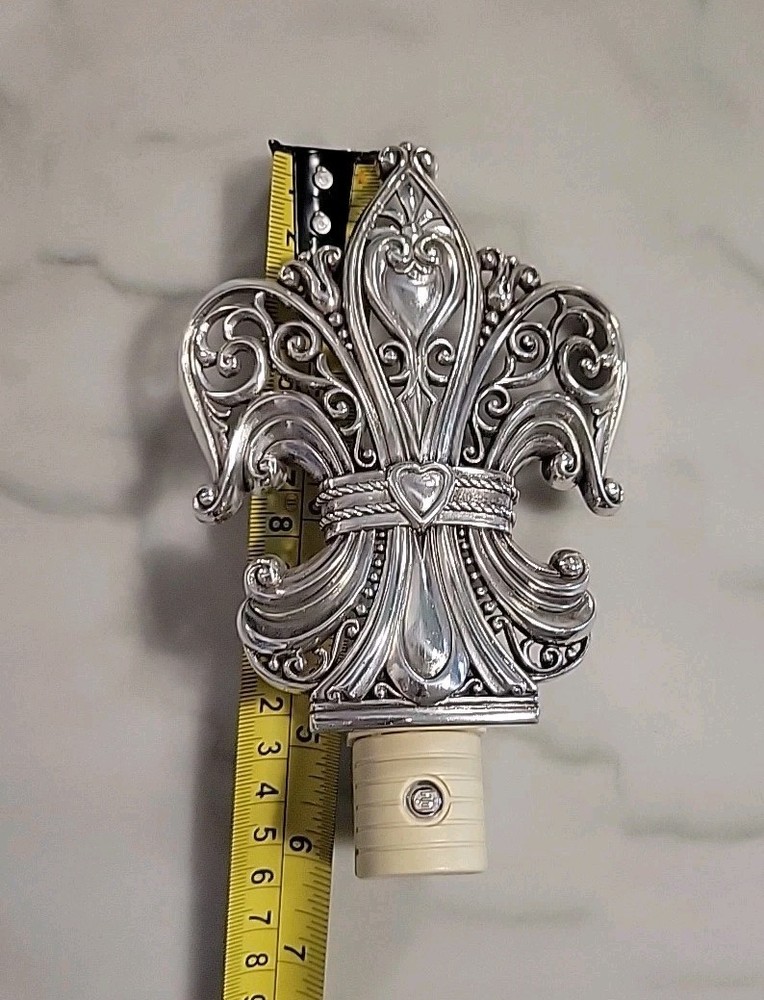 Brighton Nightlight HT100 Fleur de Lis Hearts Night Light Cover Base Silver READ