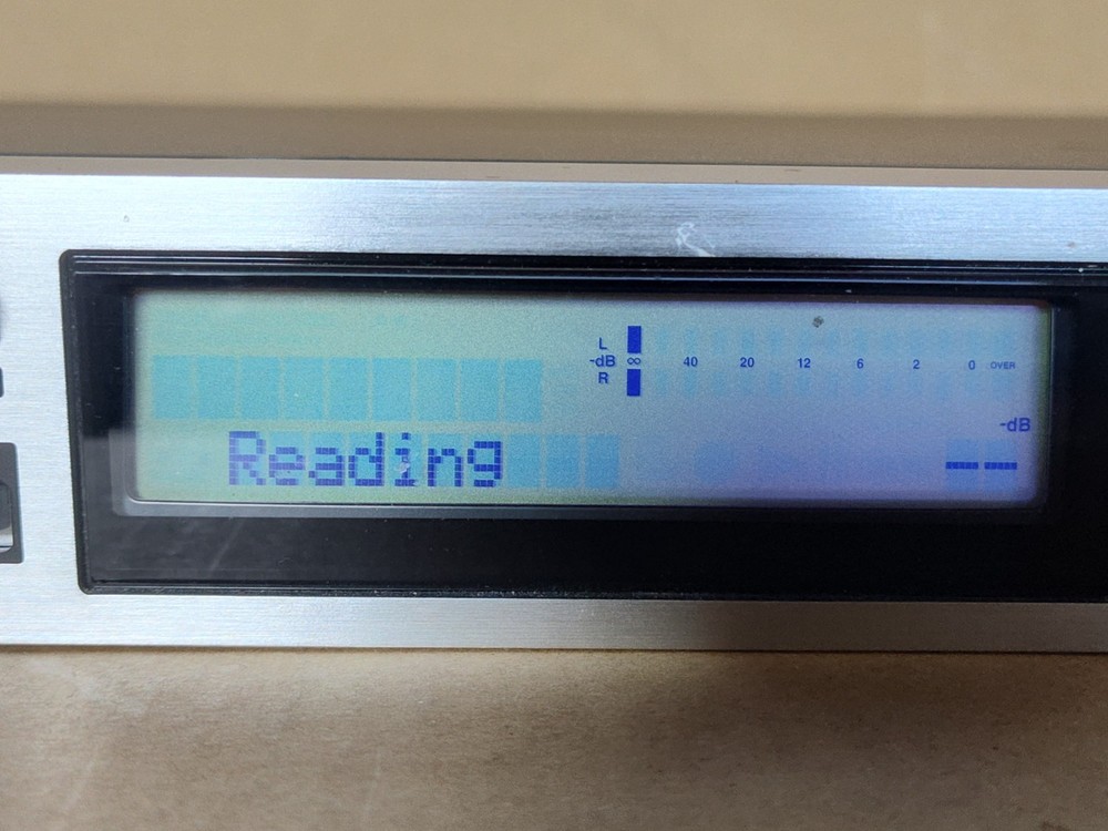 Marantz PMD570 Professional 2 Channel Solid State Audio Recorder Pre-owned