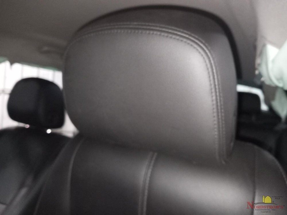2015 Chevy Impala Driver Front Headrest Only Black Vinyl