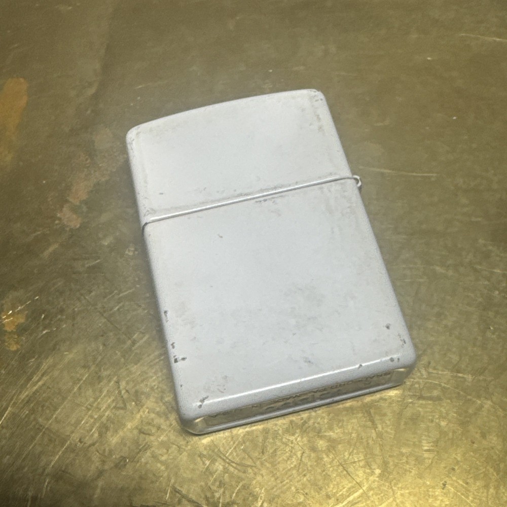 Zippo Harley Davidson Red & Black Eagle White lighter 2006