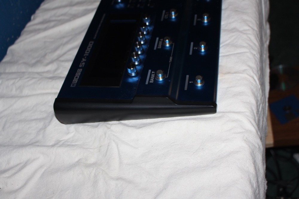 Boss SY-1000 Guitar Synth Excellent