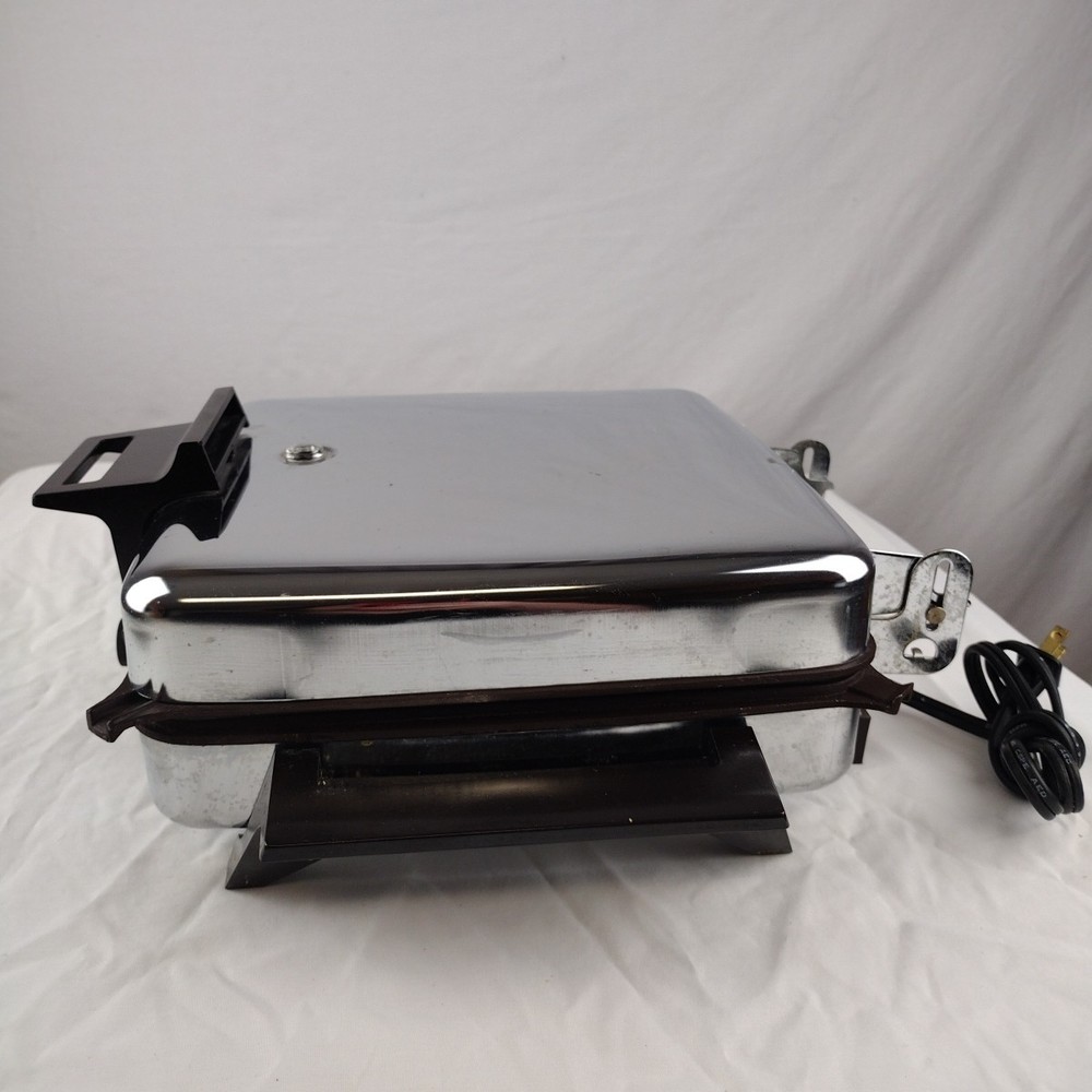 Toastmaster 269 Waffle Maker Griddle Reversible Plates Chrome