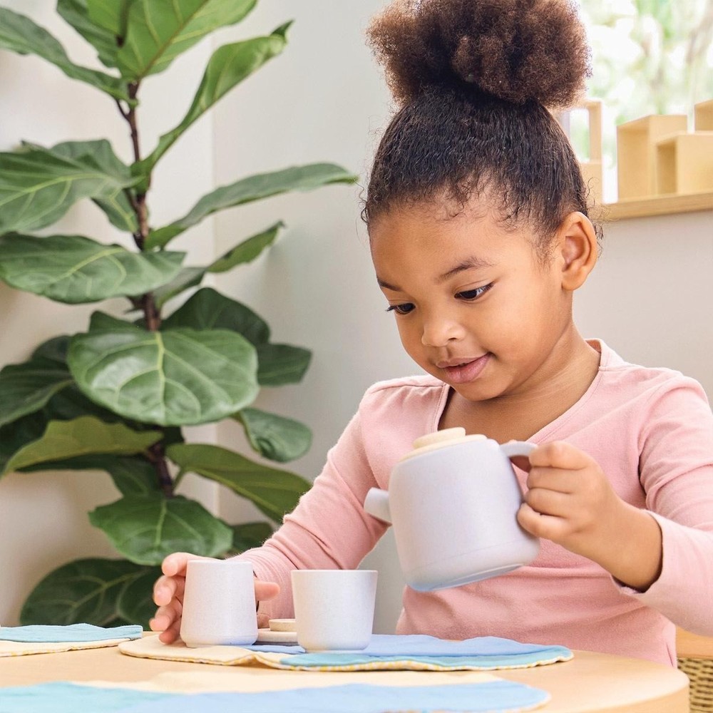 Kaplan Early Learning Teapot and Cups Set