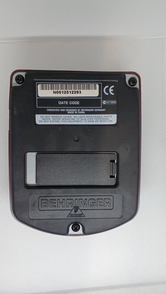 BEHRINGER ACOUSTIC ADI21 effector