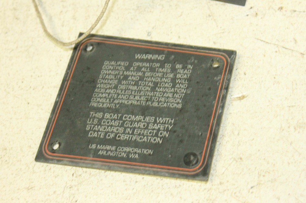 Control Panels, Face Plates & Front Nav Light from Maxum Boat