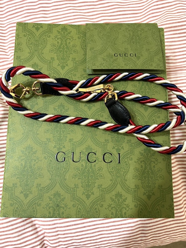 Authentic Gucci Sylvie Bee Star Leather Shoulder Bag