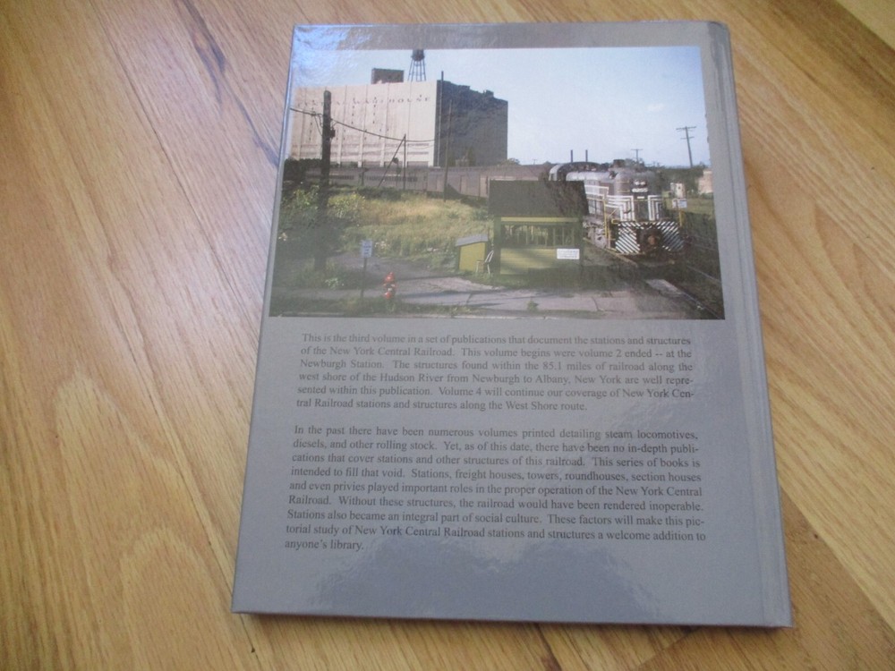 RR Book- NYC Stations and Structures (3-12)