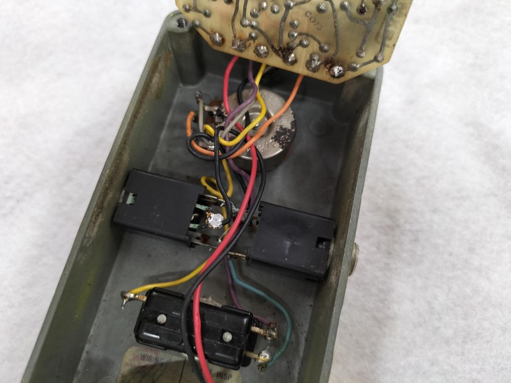 MXR micro chorus effector