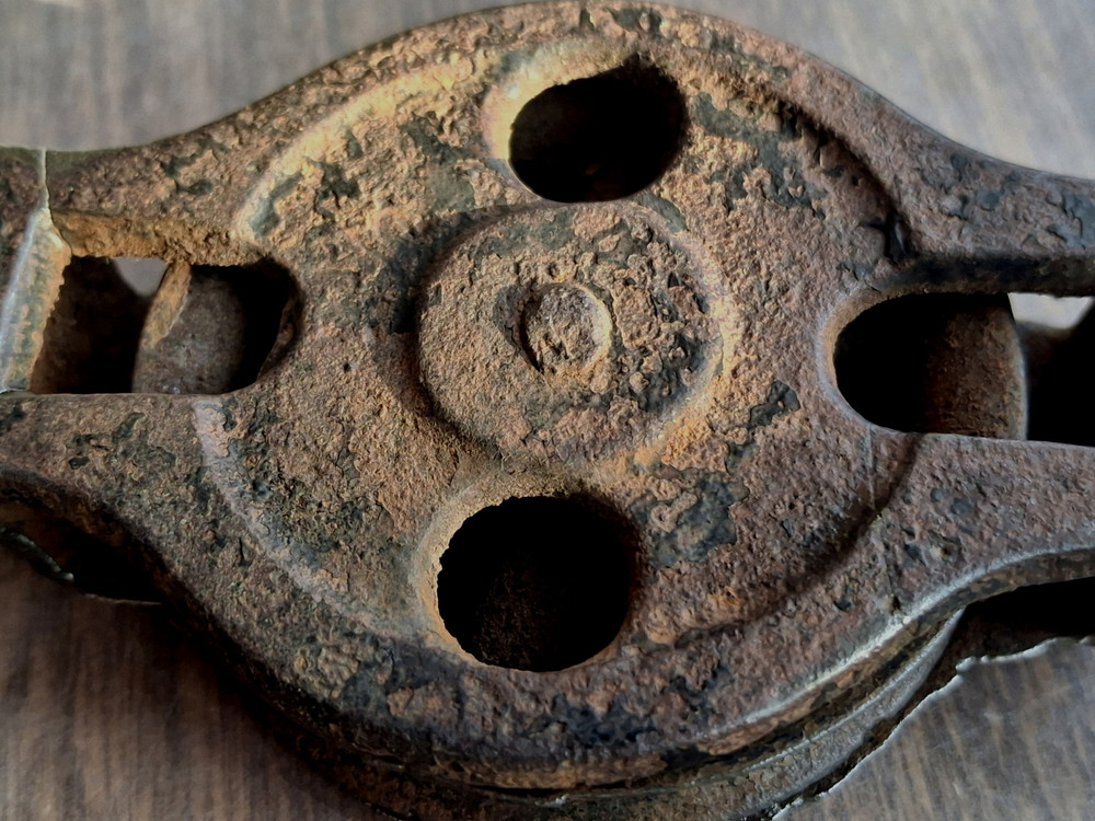 Vintage Pulley, Wall mount , Cast Iron