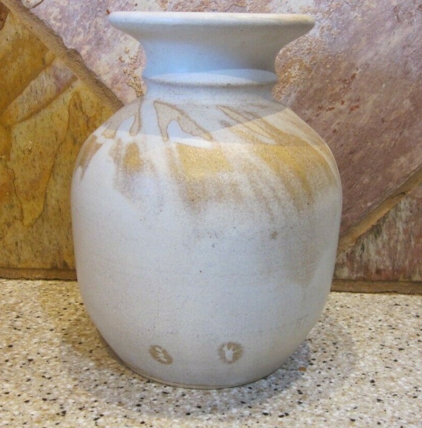 Stoneware Pottery Vase 6.25" Tall Very Nice