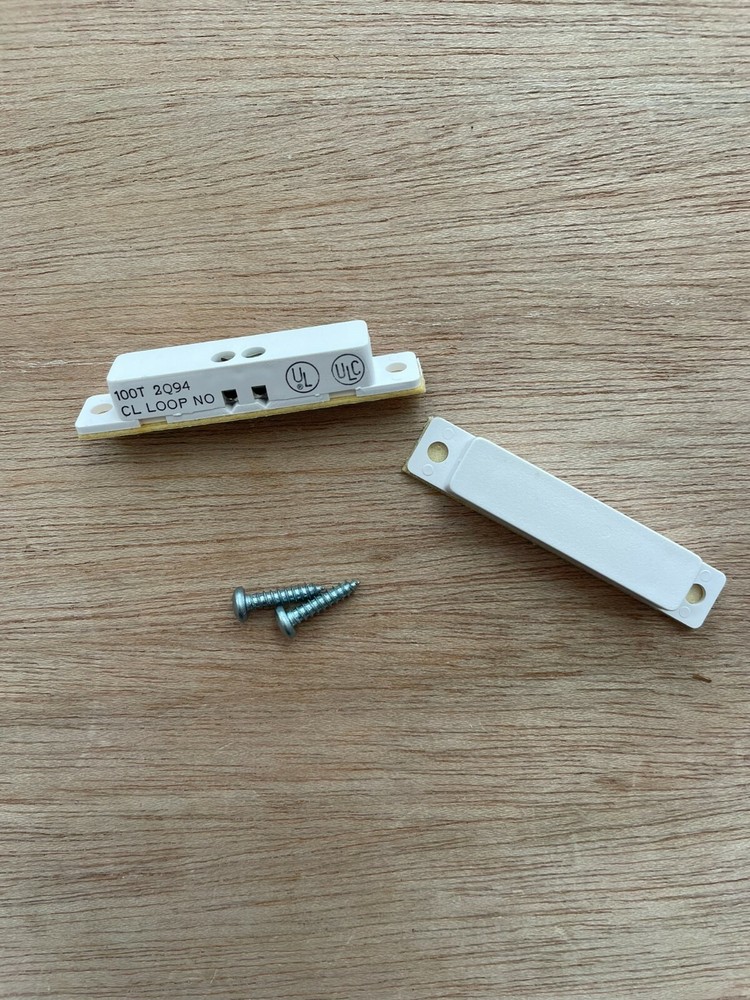 GRI 100-T Magnetic Contact