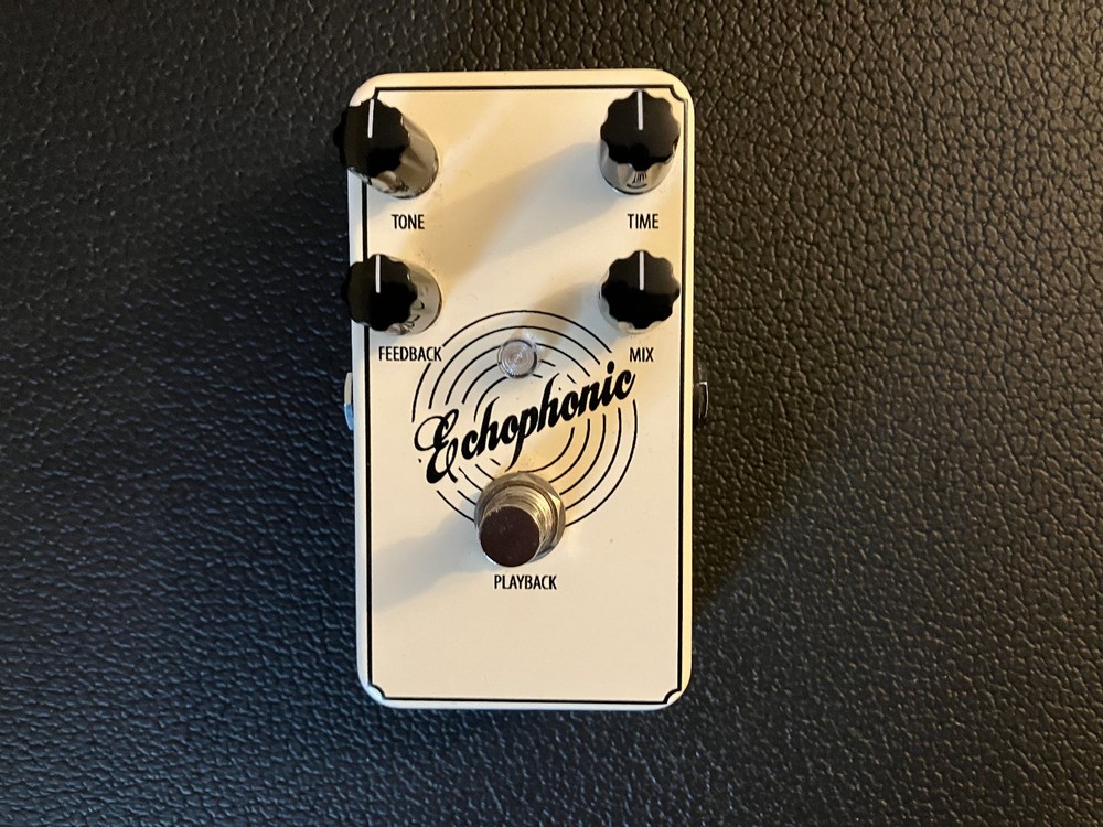 Lovepedal Echophonic Pedal