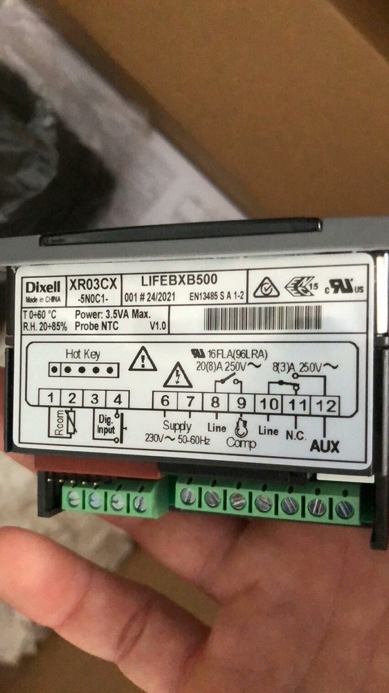 1PCS NEW XR03CX temperature controller