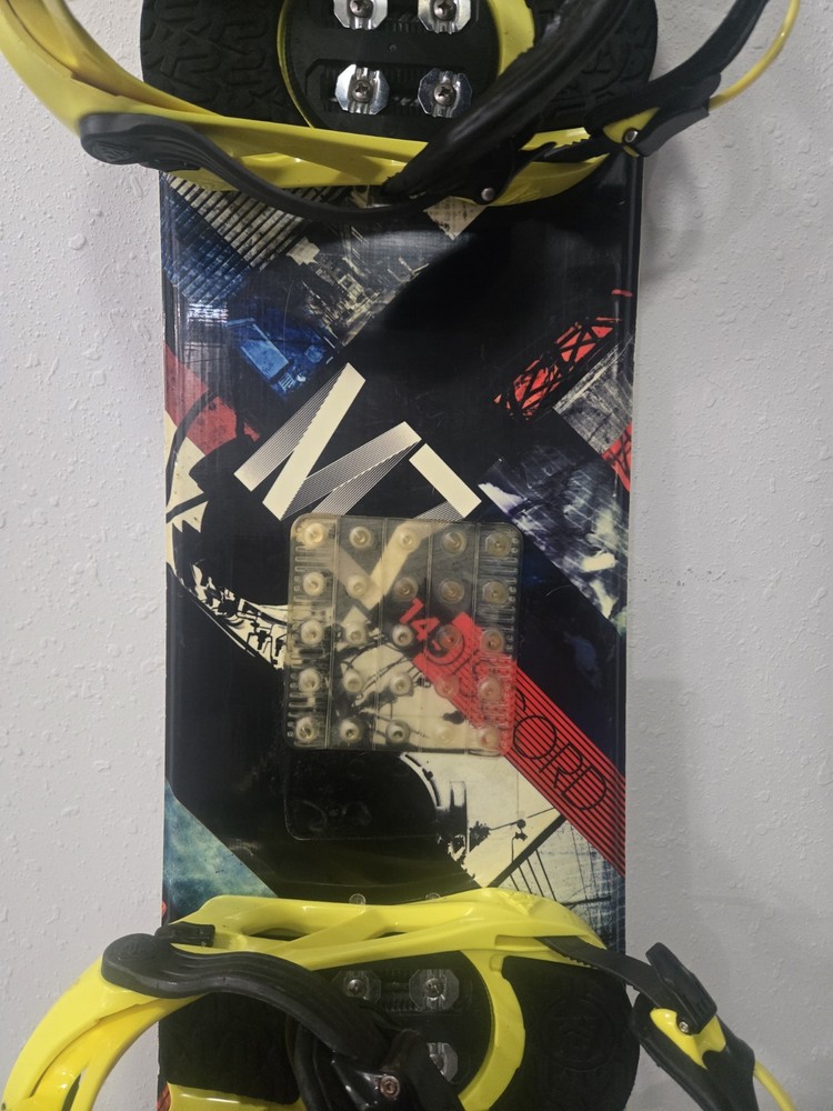 M3 Discord Snowboard 145 CM With K2 Sonic Bindings