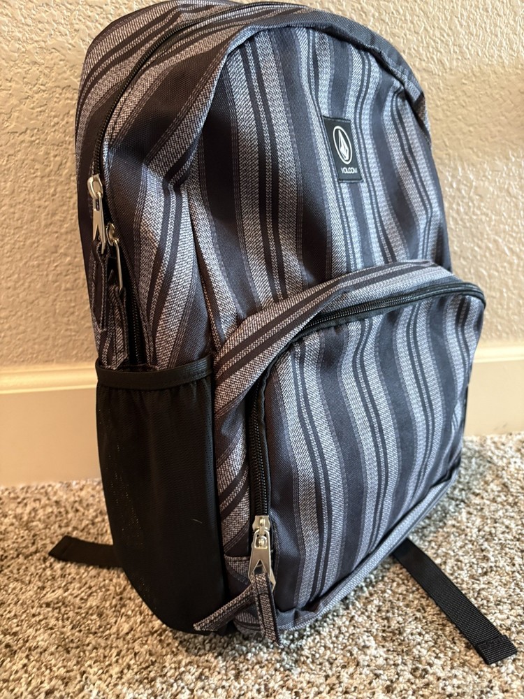 VOLCOM GREY & BLACK STRIPED UNISEX SUNSTONE BACKPACK , NEW WITH TAGS