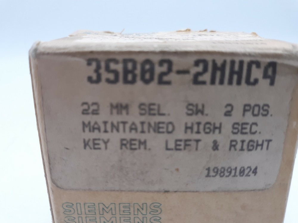 Siemens 3SB02-2MHC4 Control Switch
