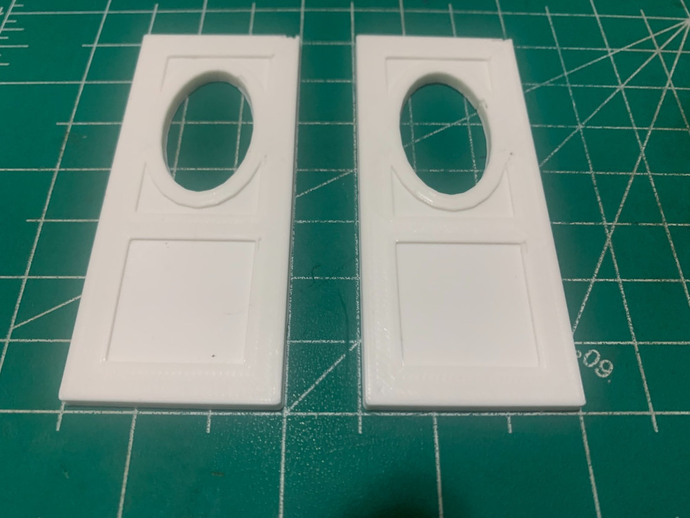 2 " G " SCALE FRONT or BACK DOOR L@@K 3D PRINTED 1:24 SCALE