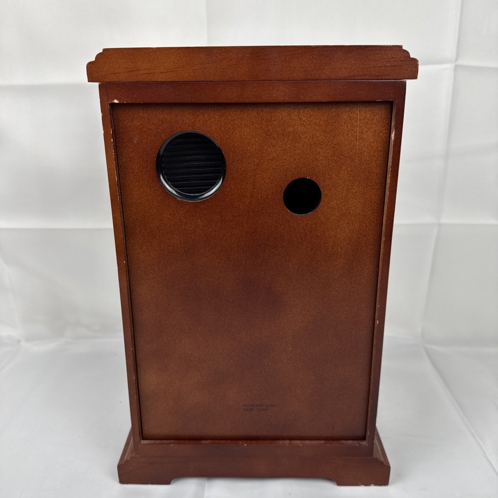 Bulova Clock B1862 Chiming Pendulum Wooden Table Clock