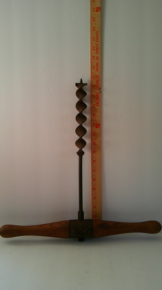 Antique Miller's Falls T-Handle Carpenter or Shipwright Hand Auger
