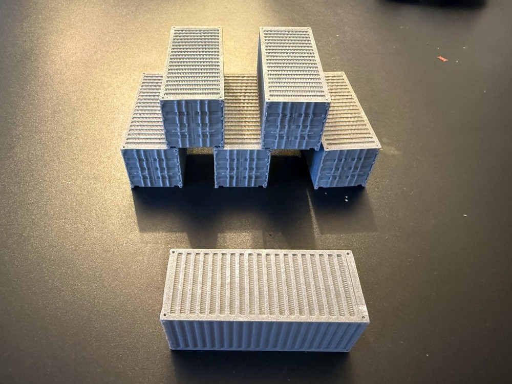 Ho Scale X6 20ft Shipping Containers