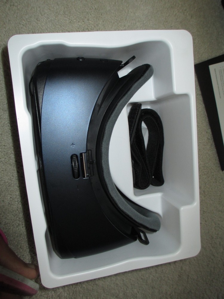 NWB Samsung Gear VR Oculus-Black