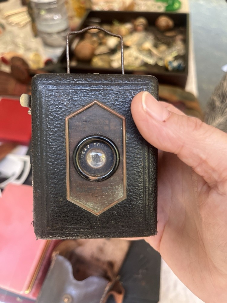 1930 Zeiss Ikon Baby Box