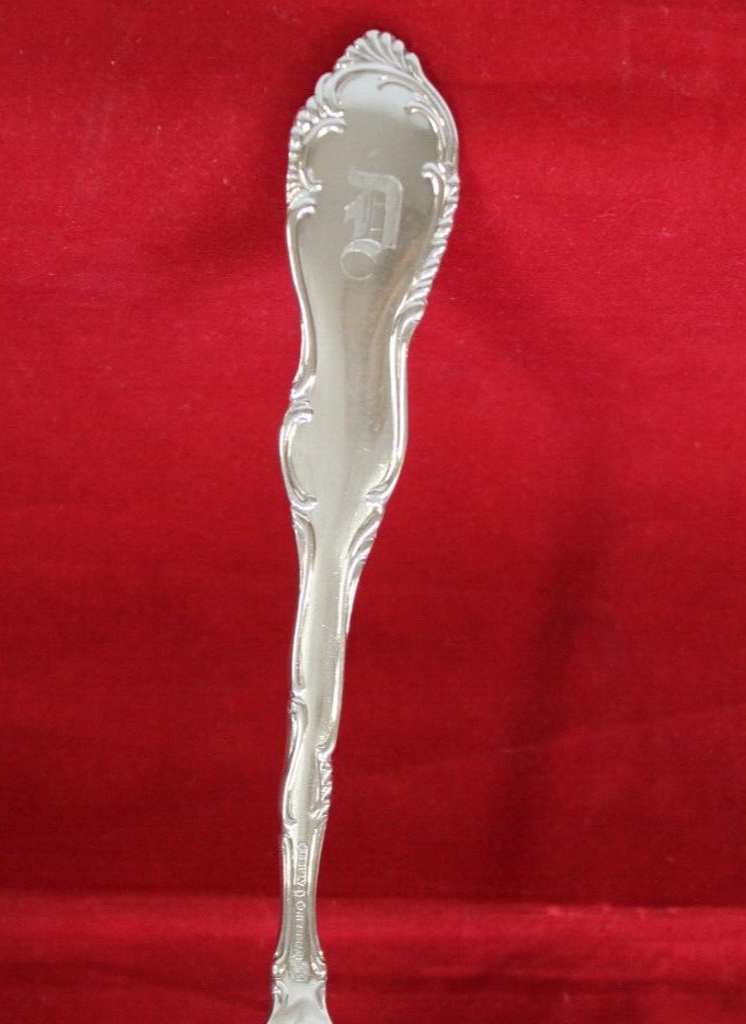 Old English By Towle 9 3/8" Solid Salad Serving Fork "D" Mono 77g