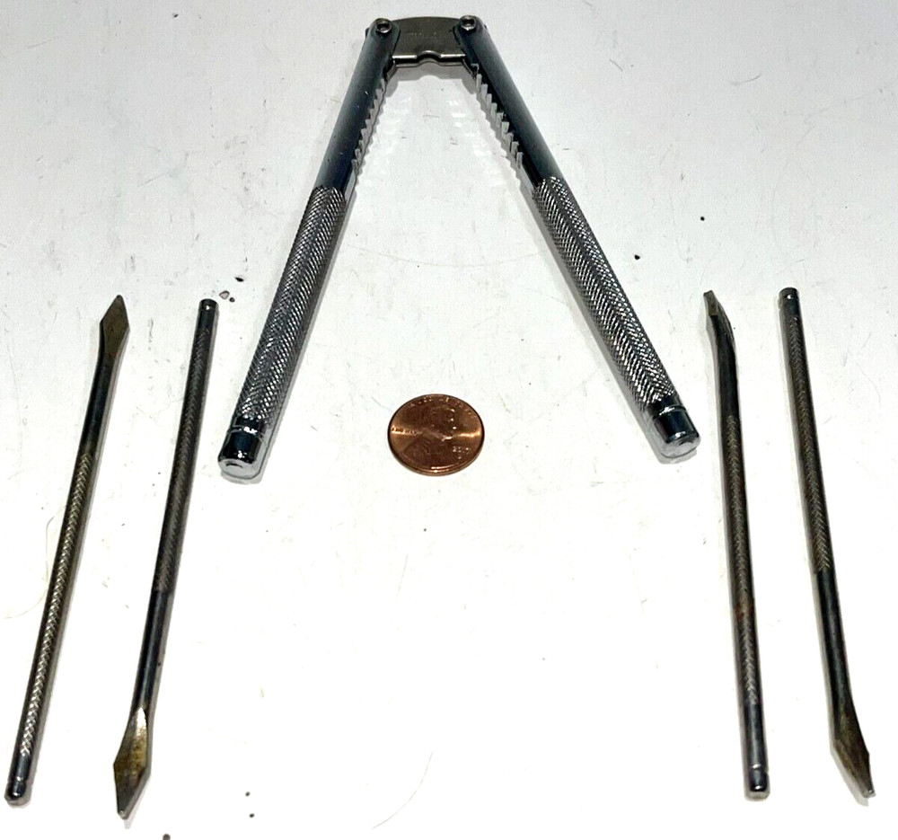 Vintage Nut Cracker Set 4 Pickers 1 Cracker