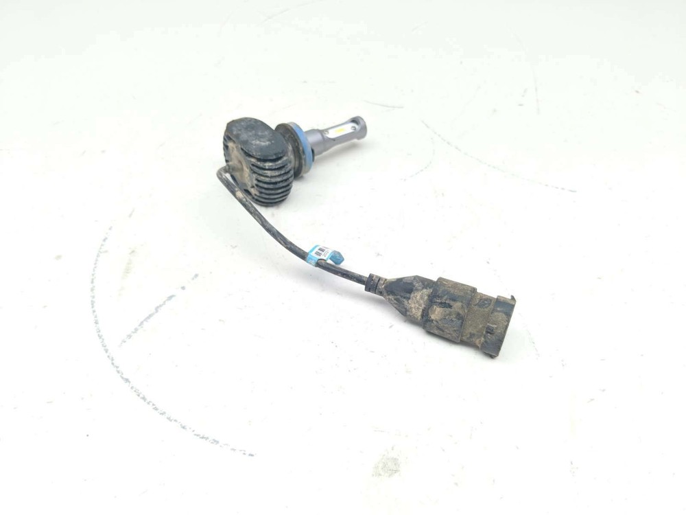 21 Can Am Defender XT Cab HD8 BEAMTECH LED Bulb (B)
